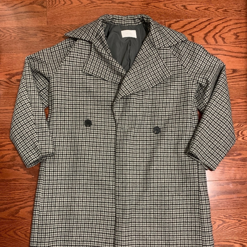 Oak + Fort Pea Coat - Picture 1 of 6